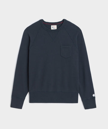 Champion Midweight Pocket Sweatshirt
