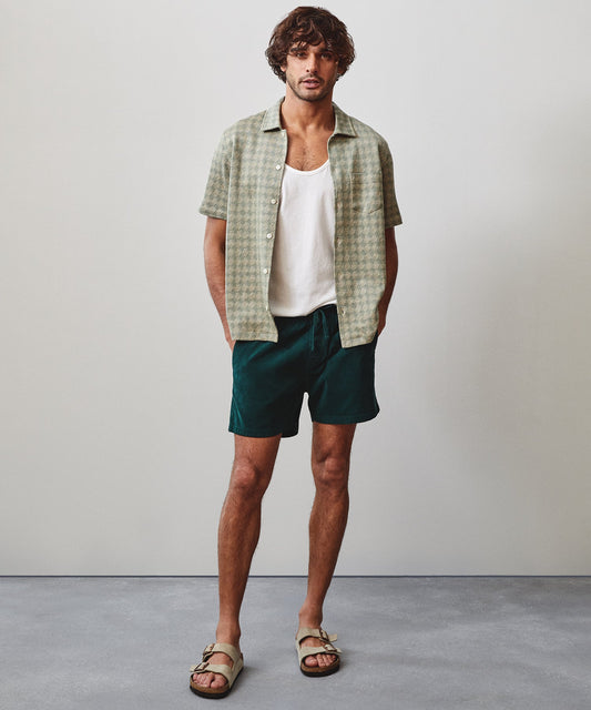5" Corduroy Weekend-Shorts in Botanical Green